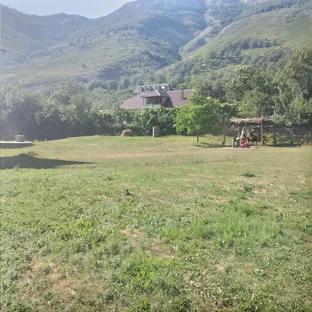 Camping-cabin-tradicional Food-boge-theth Campsite Boge